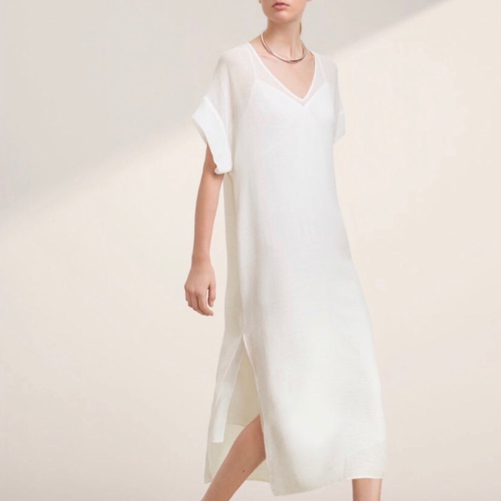 ISO Aritzia Babaton Jessie Dress in Espace